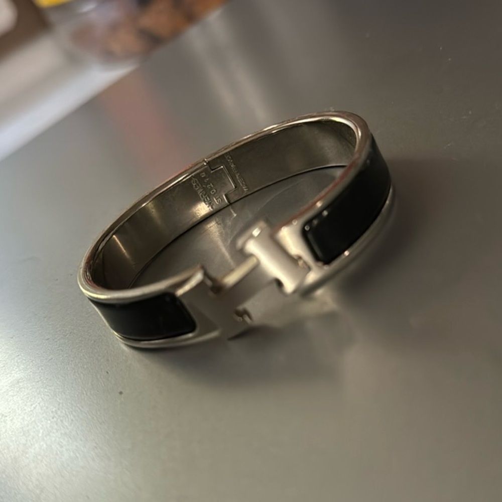 Hermes chic H bracelet